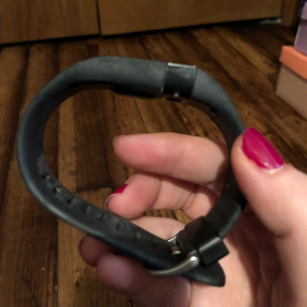 Fitbit Charge - image 3